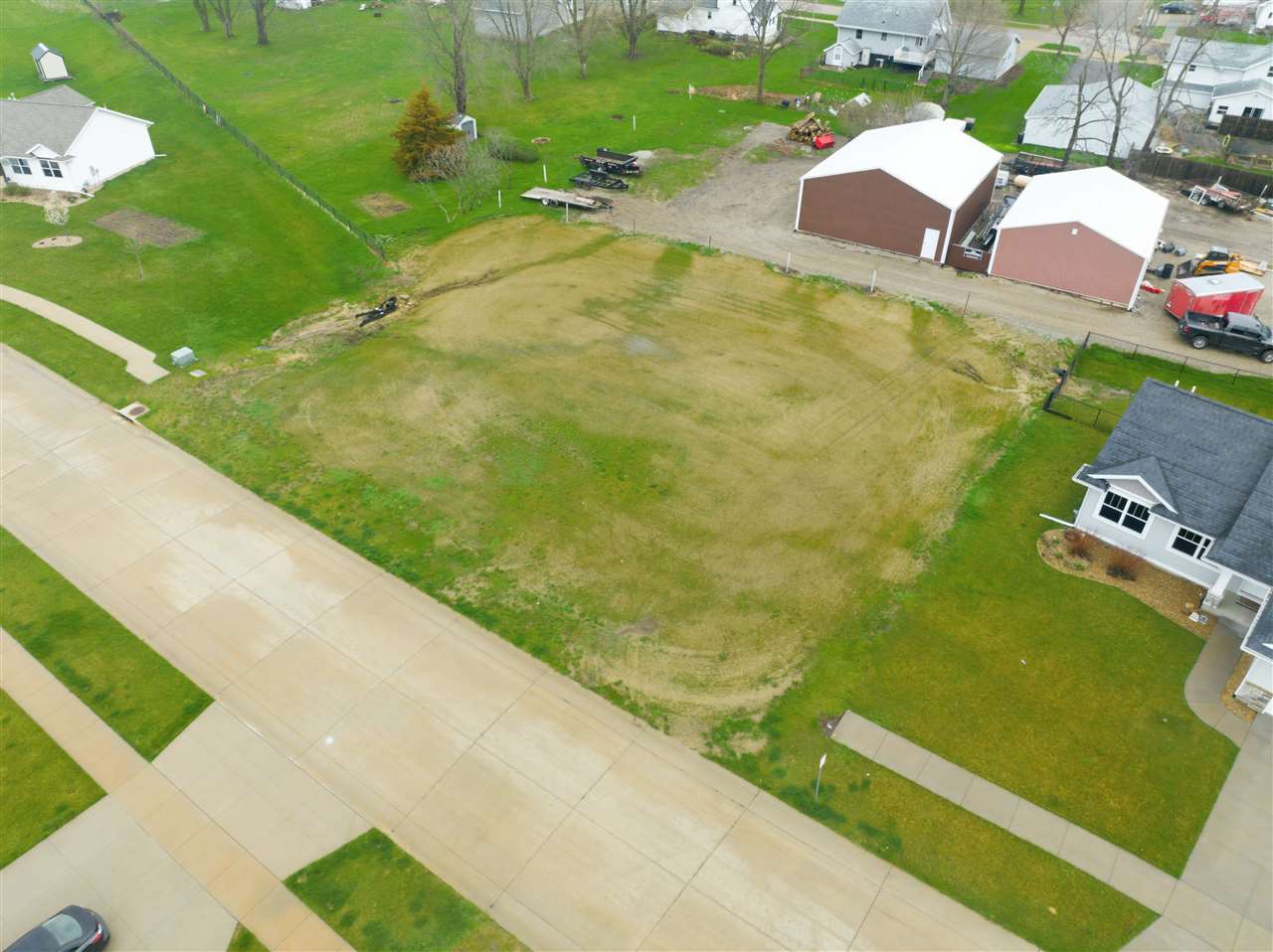 708 Pointer Circle Center Point, IA 52213 - Photo 5 of 9 Gallery Image 5