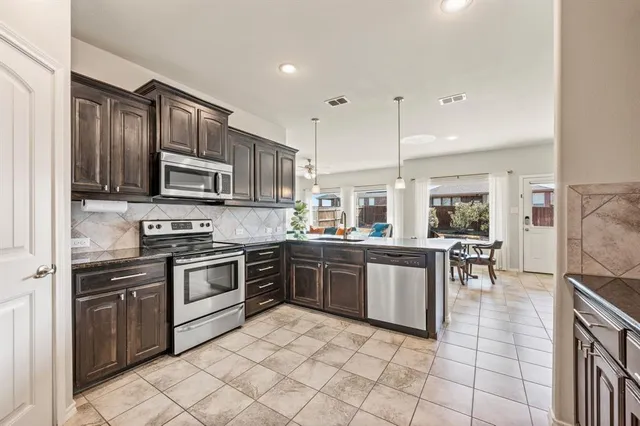 $370,000 | 3984 Kennedy Ranch Road, Fort Worth, TX 76262