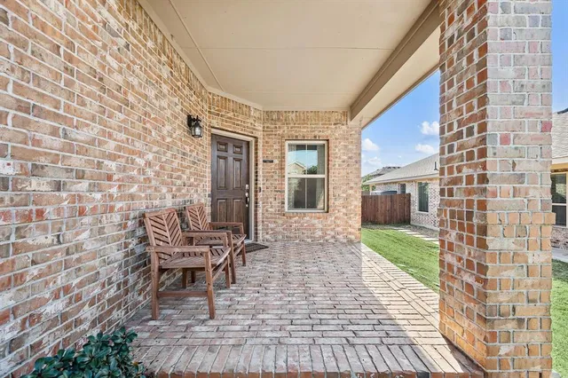 $370,000 | 3984 Kennedy Ranch Road, Fort Worth, TX 76262
