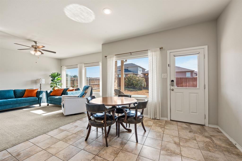 3984 Kennedy Ranch Road Fort Worth, TX 76262 - Photo 8 of 34