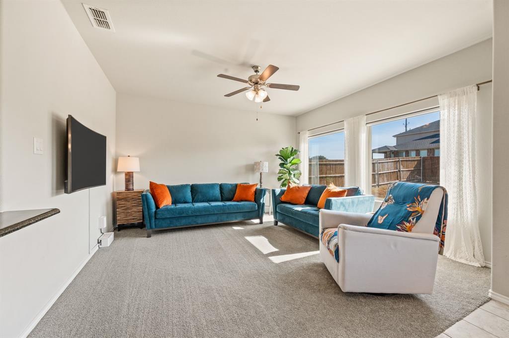 3984 Kennedy Ranch Road Fort Worth, TX 76262 - Photo 10 of 34