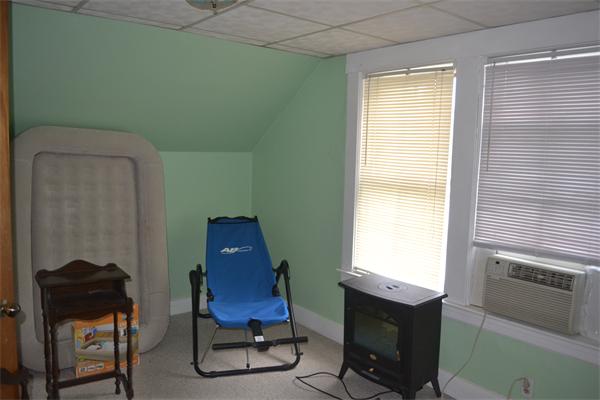 41 Snowling Road Uxbridge, MA 01569 - Photo 11 of 16 Gallery Image 11