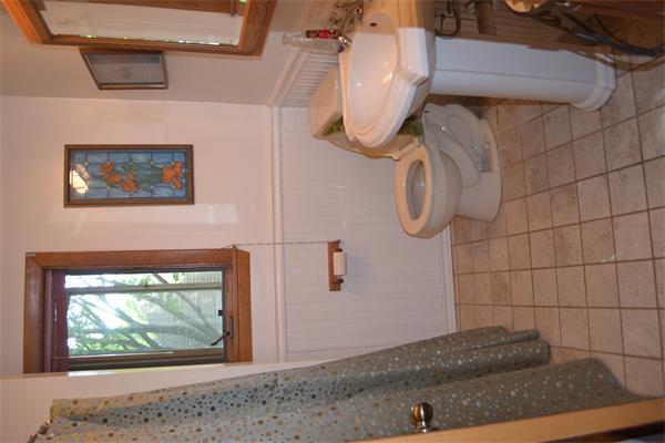 41 Snowling Road Uxbridge, MA 01569 - Photo 10 of 16 Gallery Image 10