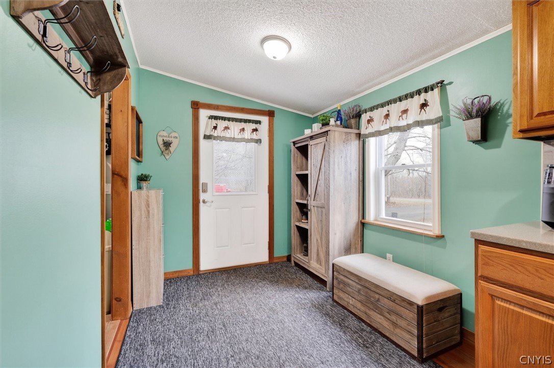 75 Ridge Road Granby, NY 13126 - Photo 4 of 50 Entry