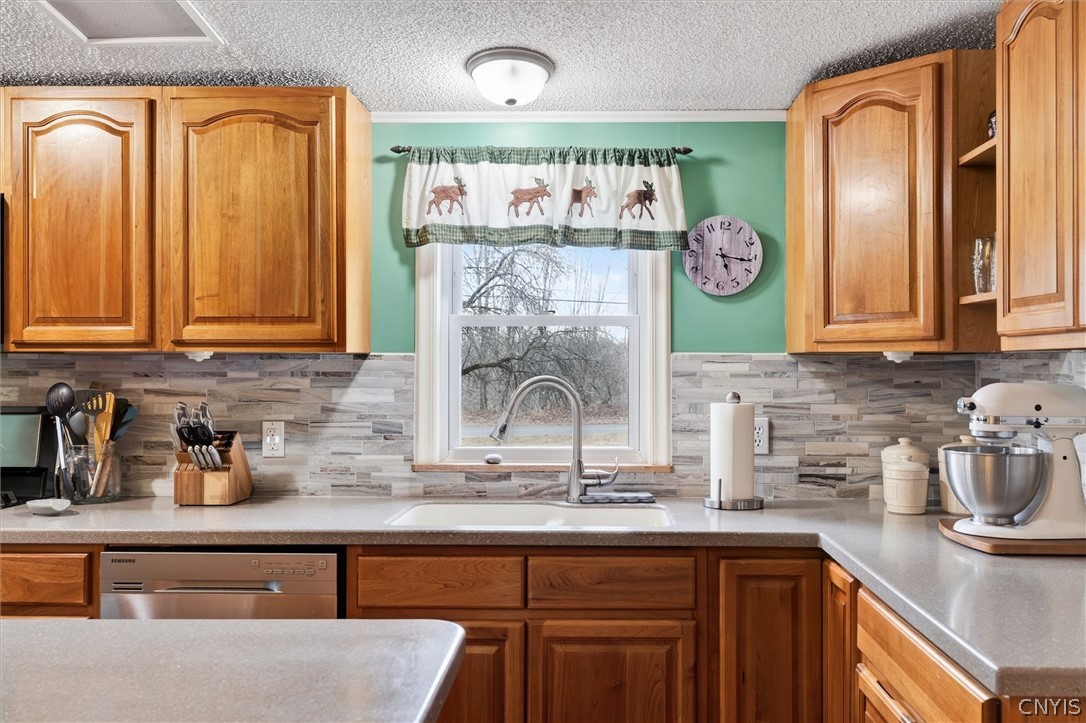 75 Ridge Road Granby, NY 13126 - Photo 6 of 50 Kitchen