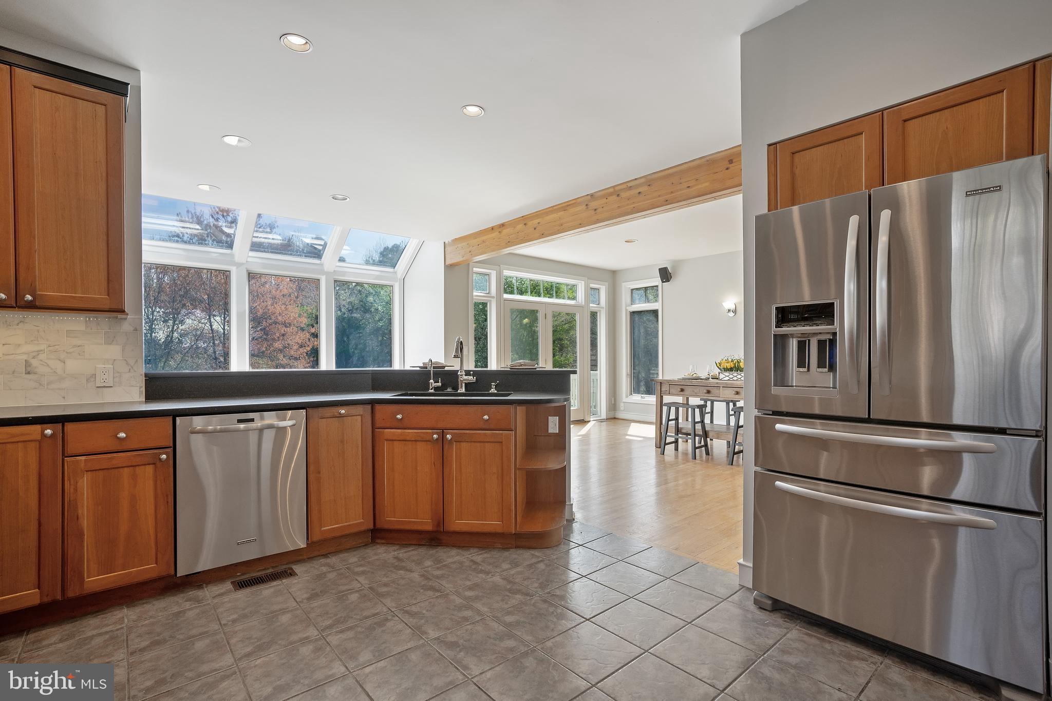 3431 Hidden River View Road Annapolis, MD 21403 - Photo 12 of 43 Newer Stainless Steel Appliances