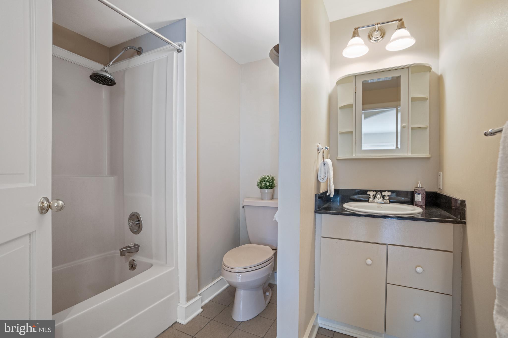 3431 Hidden River View Road Annapolis, MD 21403 - Photo 28 of 43 Apartment Has a Full Bath!