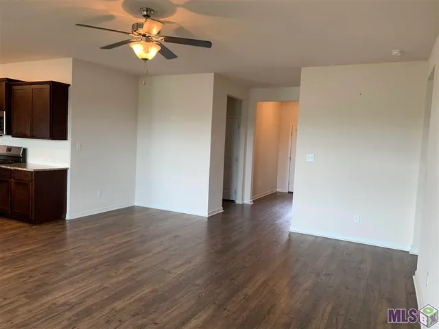 $2,300 | 17609 Eagles Perch Drive, Prairieville, LA 70769