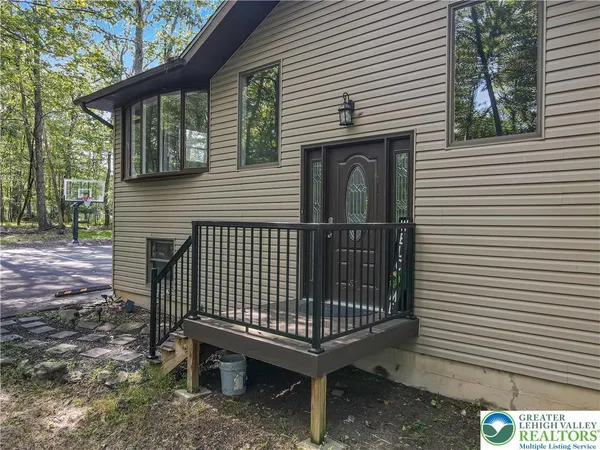 $2,800 | 115 White Oak Court, Tannersville, PA 18372