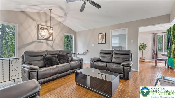 $2,800 | 115 White Oak Court, Tannersville, PA 18372