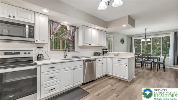 $2,800 | 115 White Oak Court, Tannersville, PA 18372