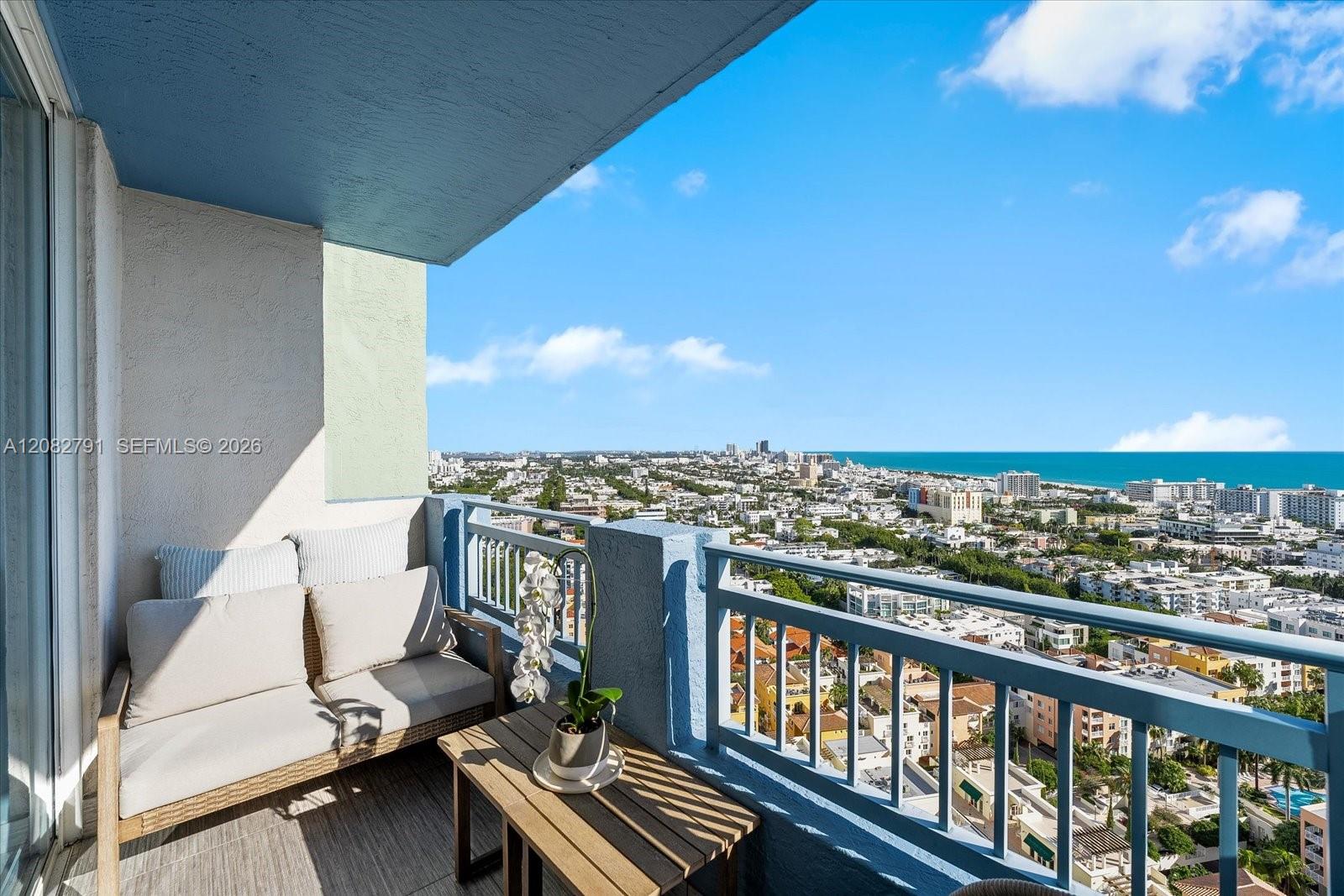 90 Alton Road, Unit 2703 Miami Beach, FL 33139 - Photo 9 of 23 Gallery Image 9