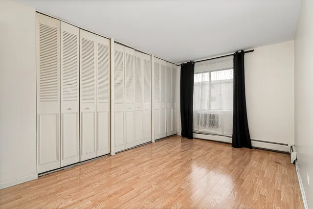 $1,400 | 5310 North Chester Avenue, Unit 200, Chicago, IL 60656