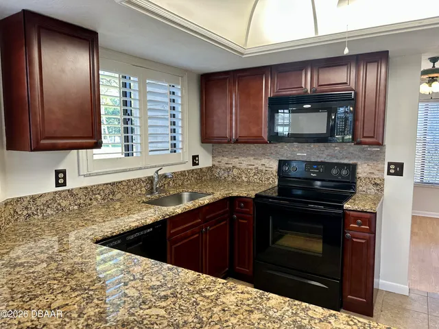 $1,850 | 113 Wood Duck Circle, Unit B, Daytona Beach, FL 32119