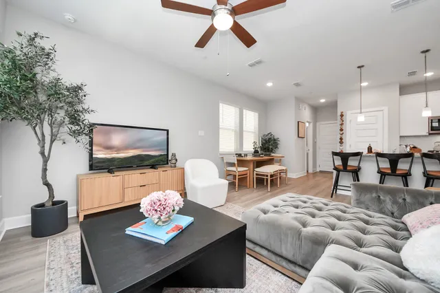 $2,249 | 5300 Berkeley Knl Circle, Unit 225, Richmond, TX 77407