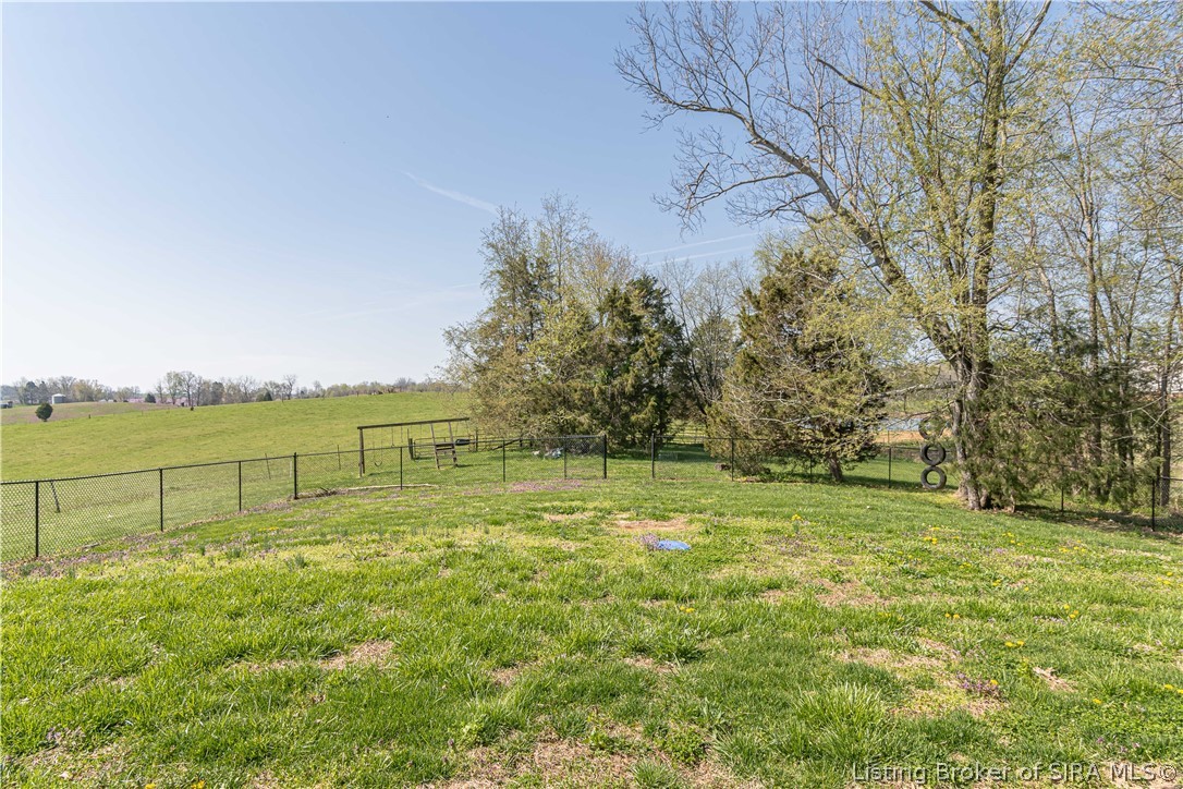 1389 Shiloh Road Southeast Corydon, IN 47112 - Photo 15 of 61