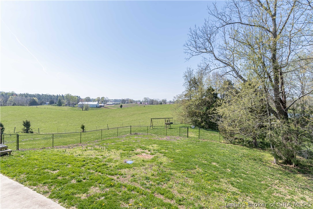 1389 Shiloh Road Southeast Corydon, IN 47112 - Photo 20 of 61
