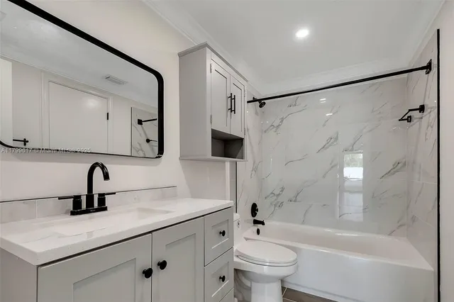 $289,000 | 8000 Southwest 81st Drive, Unit 103, Miami, FL 33143