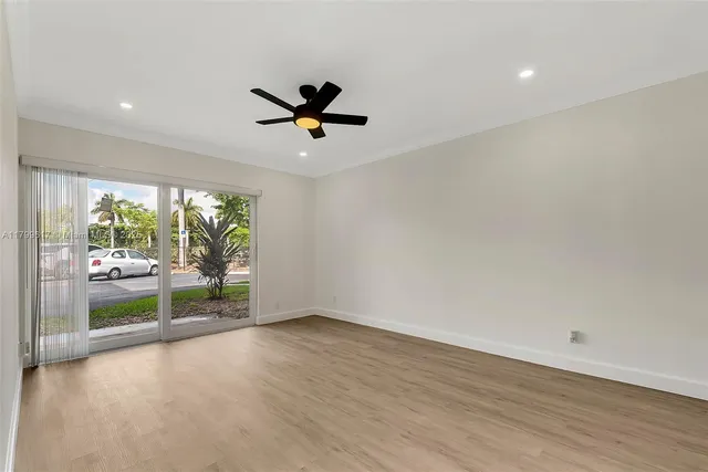 $289,000 | 8000 Southwest 81st Drive, Unit 103, Miami, FL 33143