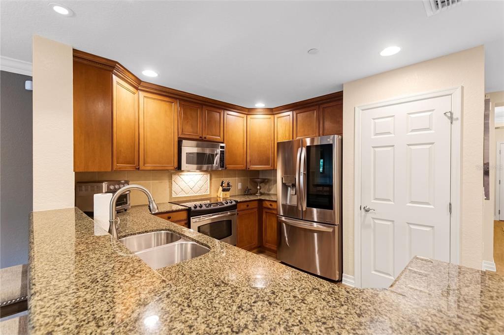 7656 Whisper Way, Unit 402 Reunion, FL 34747 - Photo 14 of 68