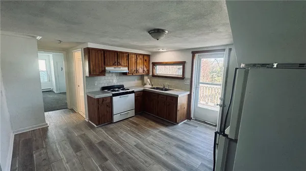 $1,500 | 968 Plainfield Street, Unit 2, Johnston, RI 02919