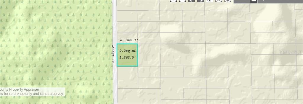 627 Dill Road Christmas, FL 32709 - Photo 2 of 3 a bathroom with a shower