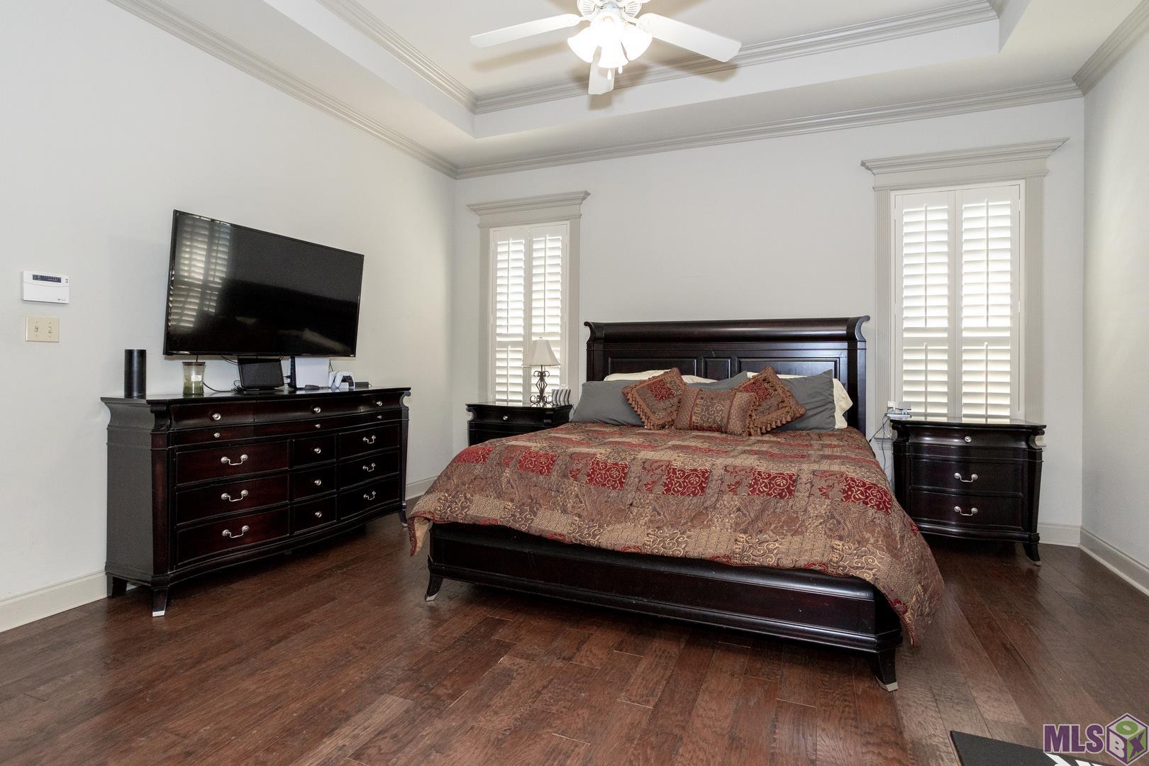 13240 Quail Grove Avenue Baton Rouge, LA 70809 - Photo 12 of 26 Spacious Master Bedroom with Wood Floors