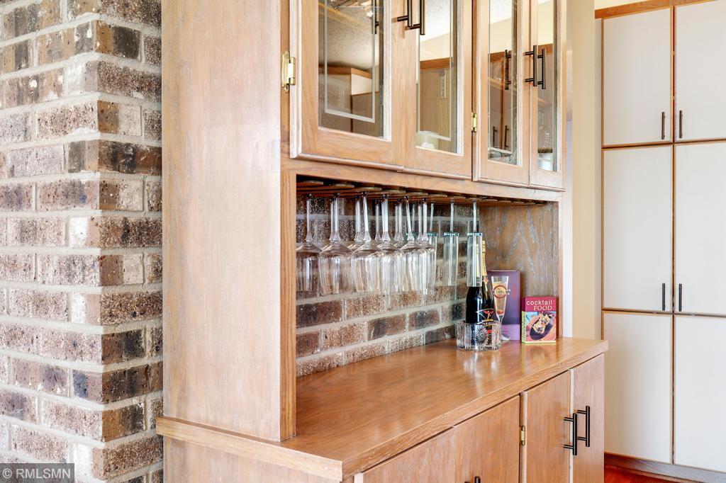 9286 Bavaria Beach Road Chaska, MN 55318 - Photo 17 of 59 Gallery Image 17