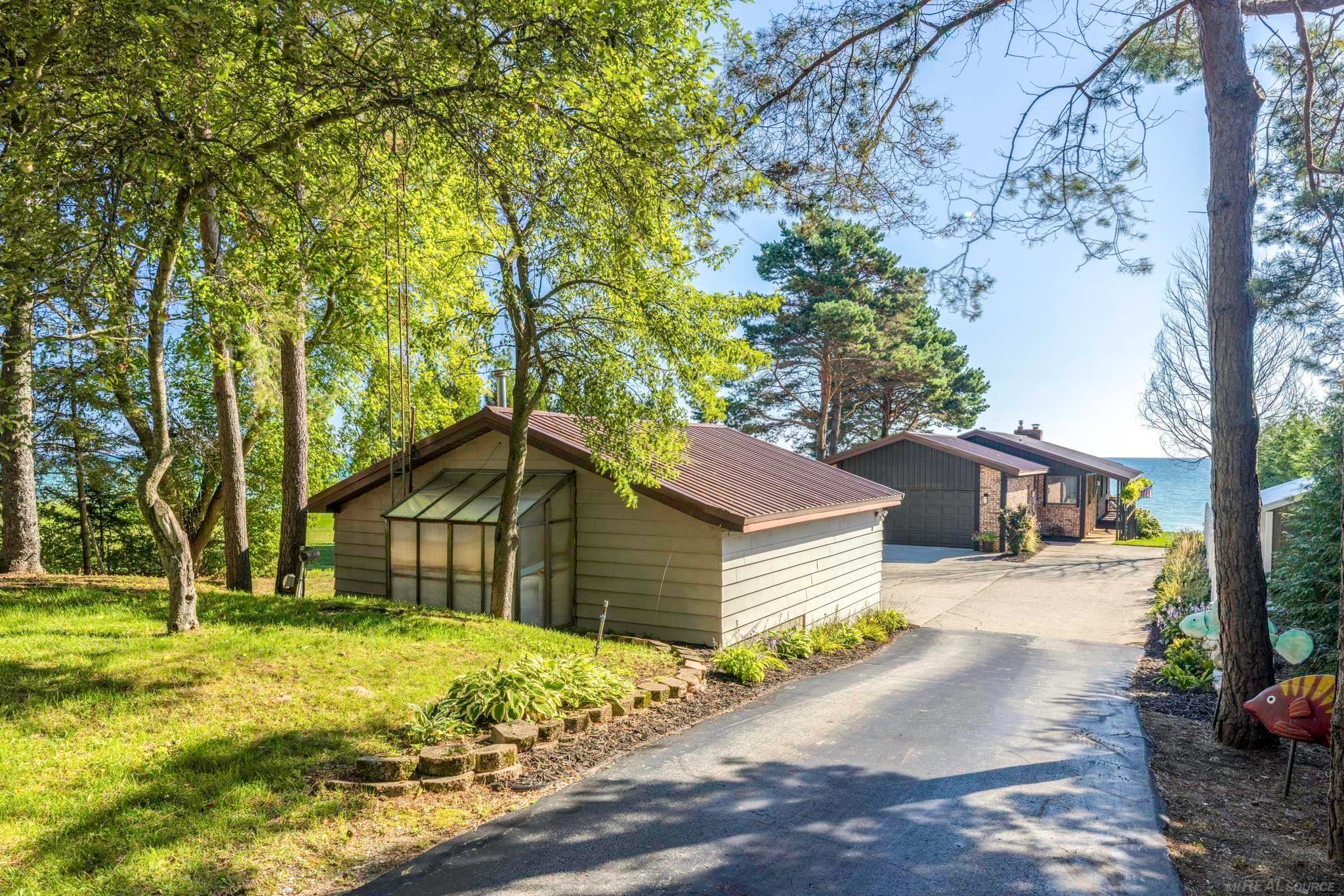 8915 Lakeshore Road Lexington, MI 48450 - Photo 51 of 89 Gallery Image 51