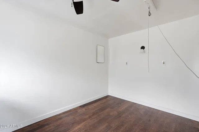 $3,595 | 4702 North 30th Place, Phoenix, AZ 85016