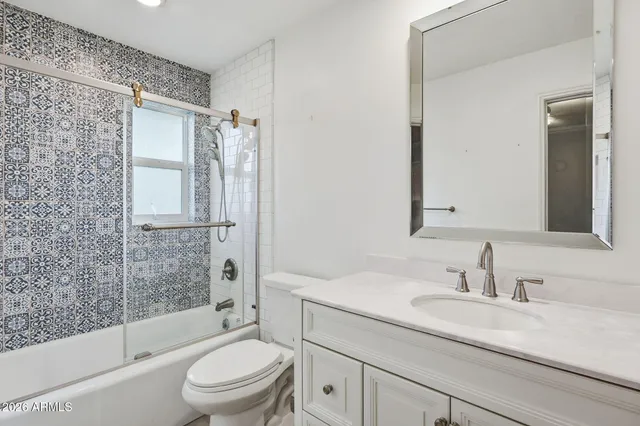 $3,595 | 4702 North 30th Place, Phoenix, AZ 85016