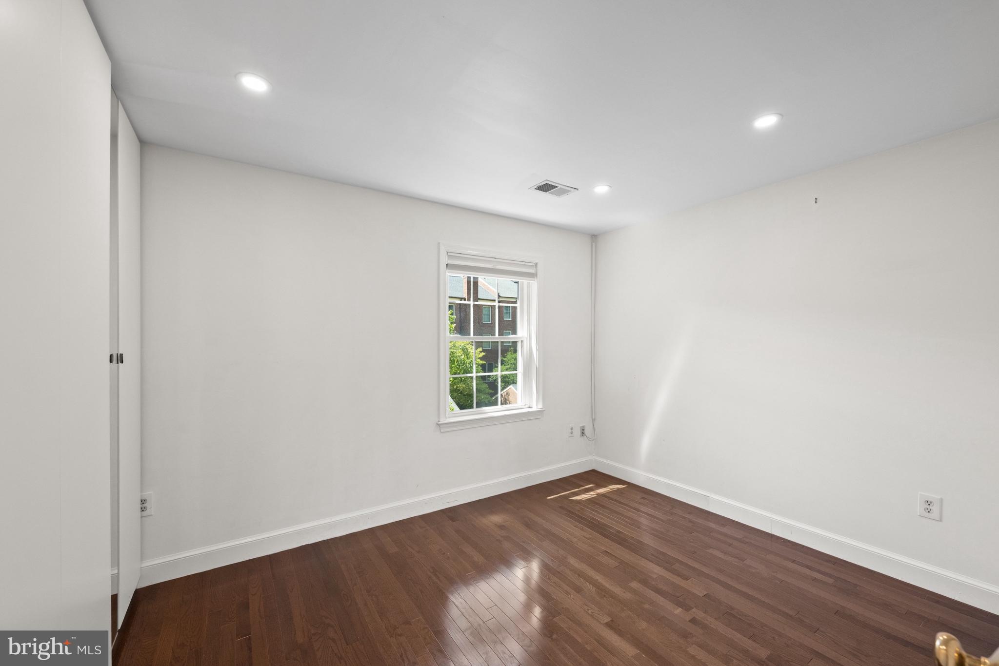 3545 Winfield Lane Northwest Washington, DC 20007 - Photo 11 of 35 Gallery Image 11
