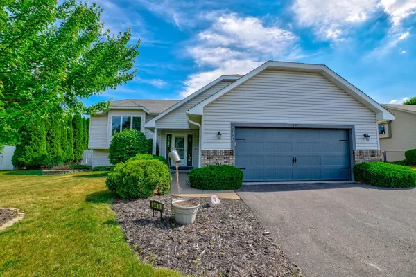 $410,000 | 940 Leroy Lane, River Falls, WI 54022