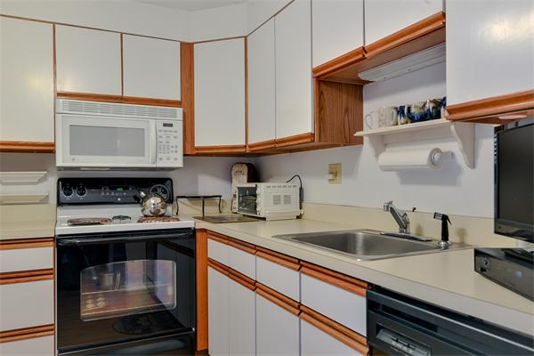 1321 Worcester Road, Unit 404 Framingham, MA 01701 - Photo 19 of 23 Gallery Image 19