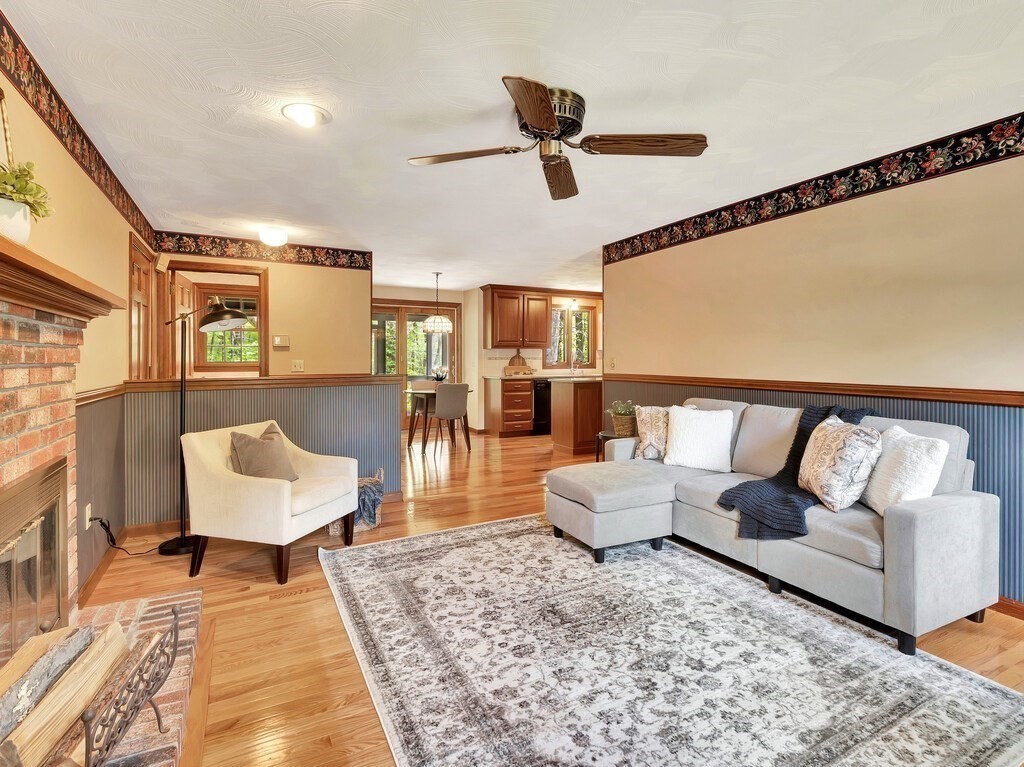 23 Westcott Road Hopedale, MA 01747 - Photo 8 of 40 Gallery Image 8