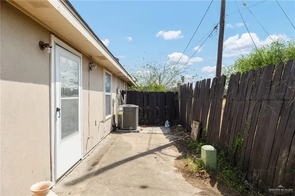 $1,100 | 1317 Jubilee Avenue, Pharr, TX 78577