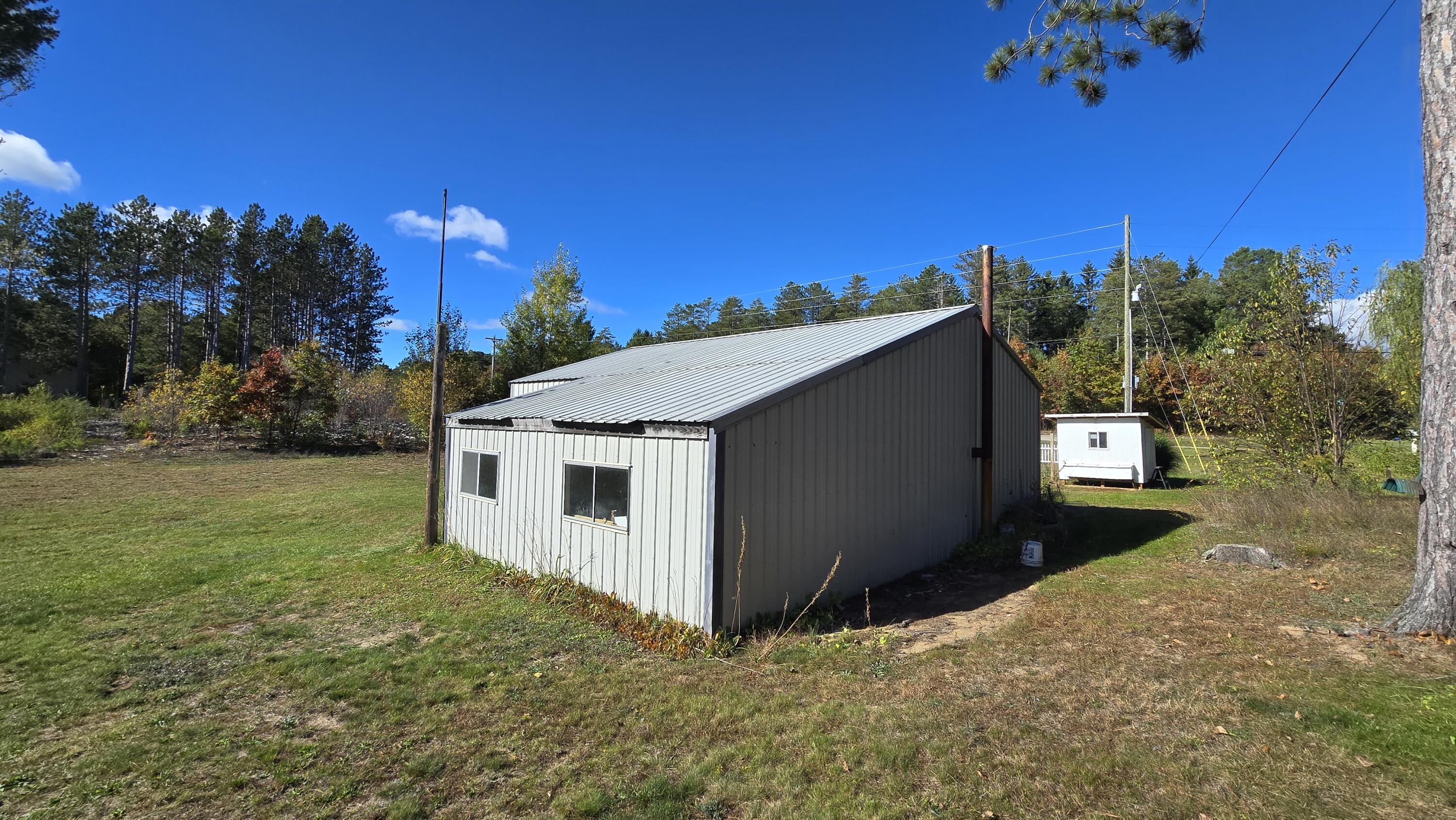 5991 River Road Manistee, MI 49660 - Photo 11 of 37 20251015_145813