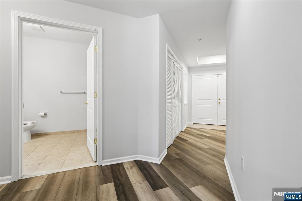 9104 Ravenscroft Road Clifton, NJ 07013 - Photo 26 of 50