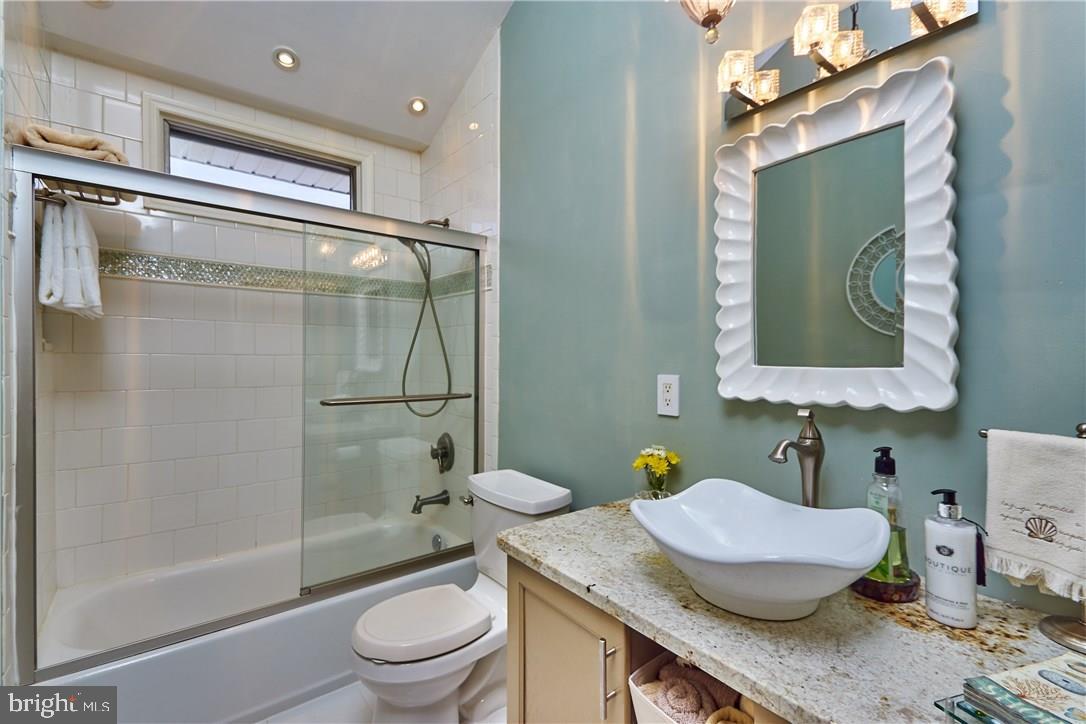 173 Peter Road Manahawkin, NJ 08050 - Photo 19 of 34