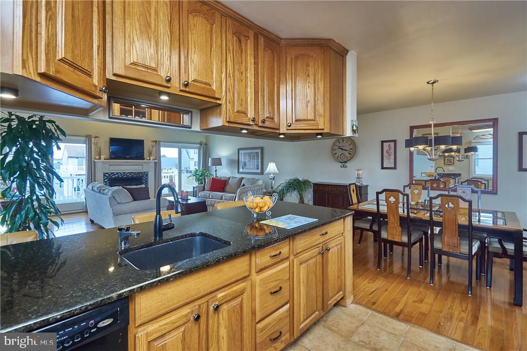 173 Peter Road Manahawkin, NJ 08050 - Photo 9 of 34