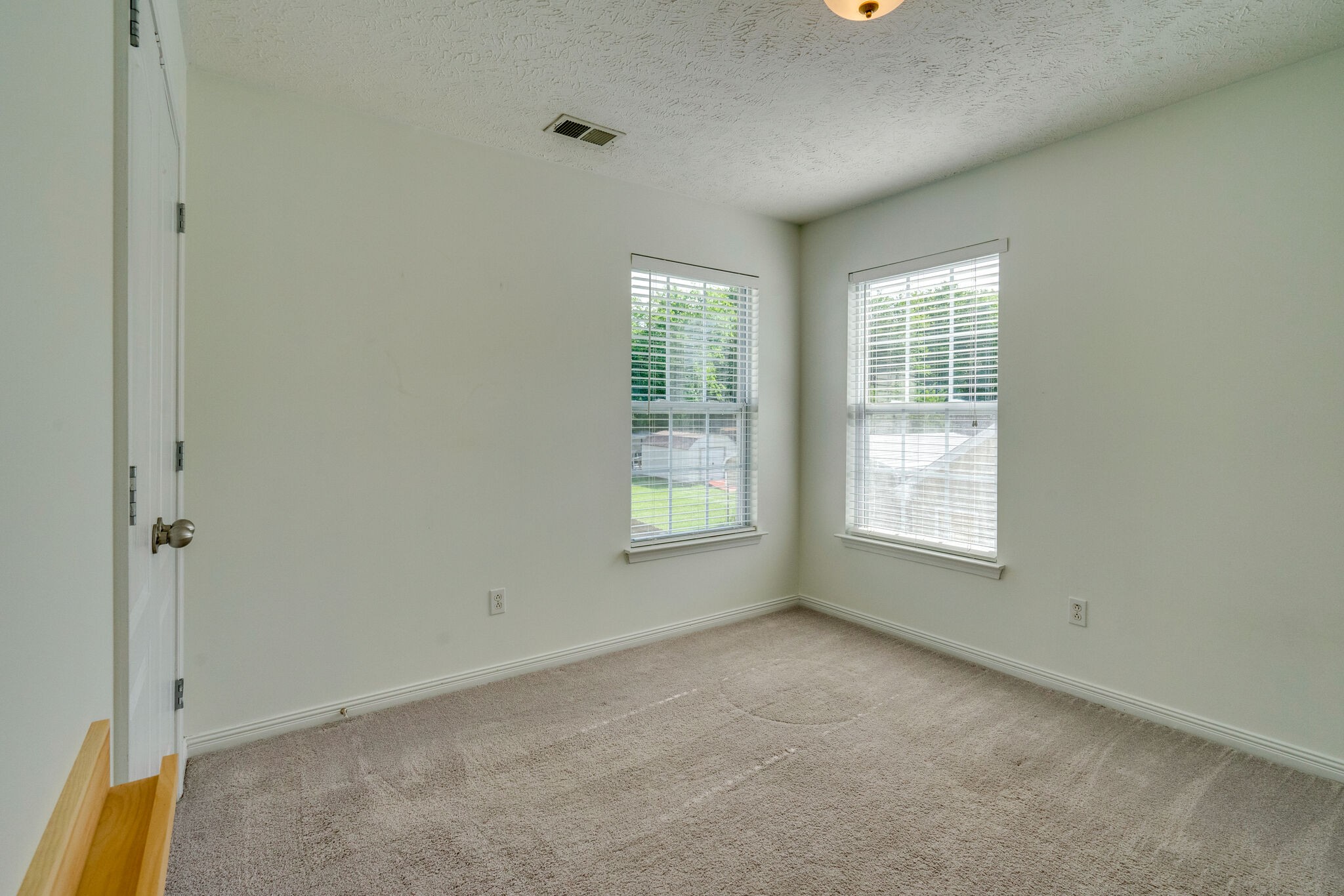 306 Cherry Drive Franklin, TN 37064 - Photo 19 of 30 an empty room with a window