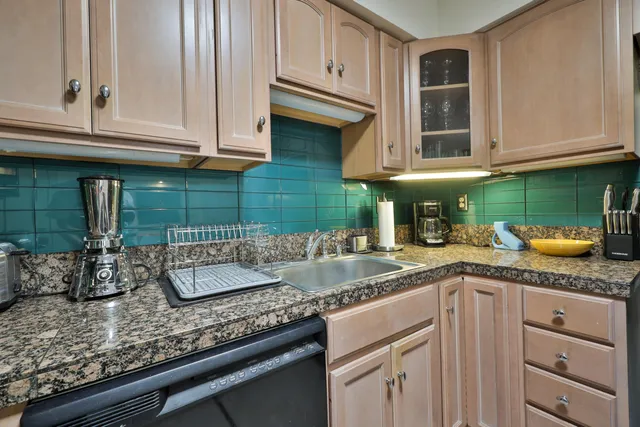 $3,800 | 1181 Sunflower Lane, Palm Springs, CA 92262