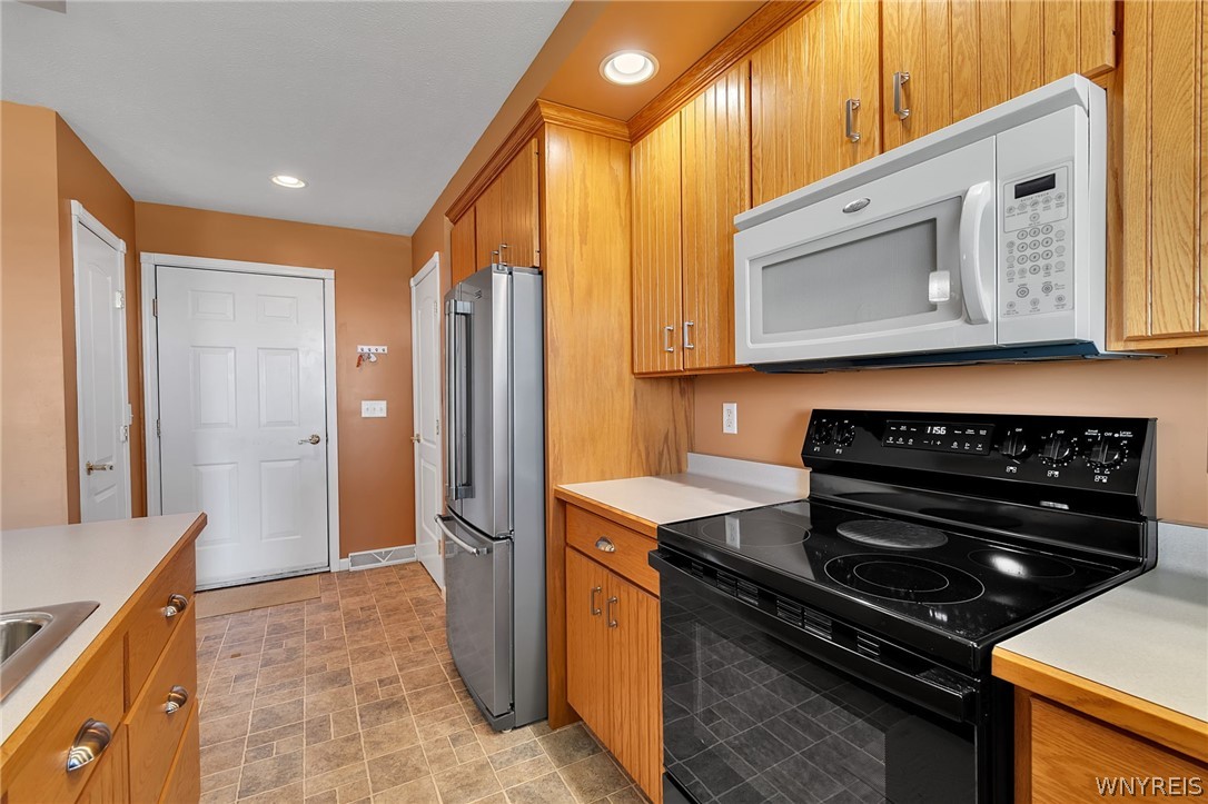 6105 East Lake Road Newfane, NY 14028 - Photo 20 of 50