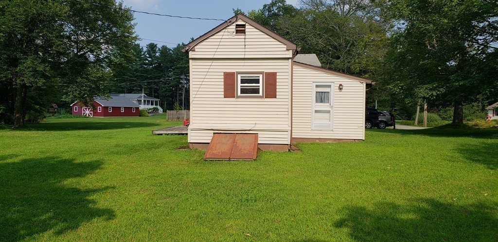 30 Donovan Road North Brookfield, MA 01535 - Photo 4 of 7 Gallery Image 4