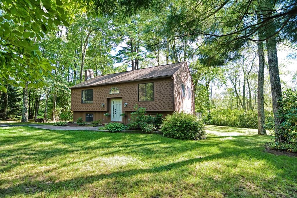 35 Flanders Road Westborough, MA 01581 - Photo 4 of 35 Gallery Image 4