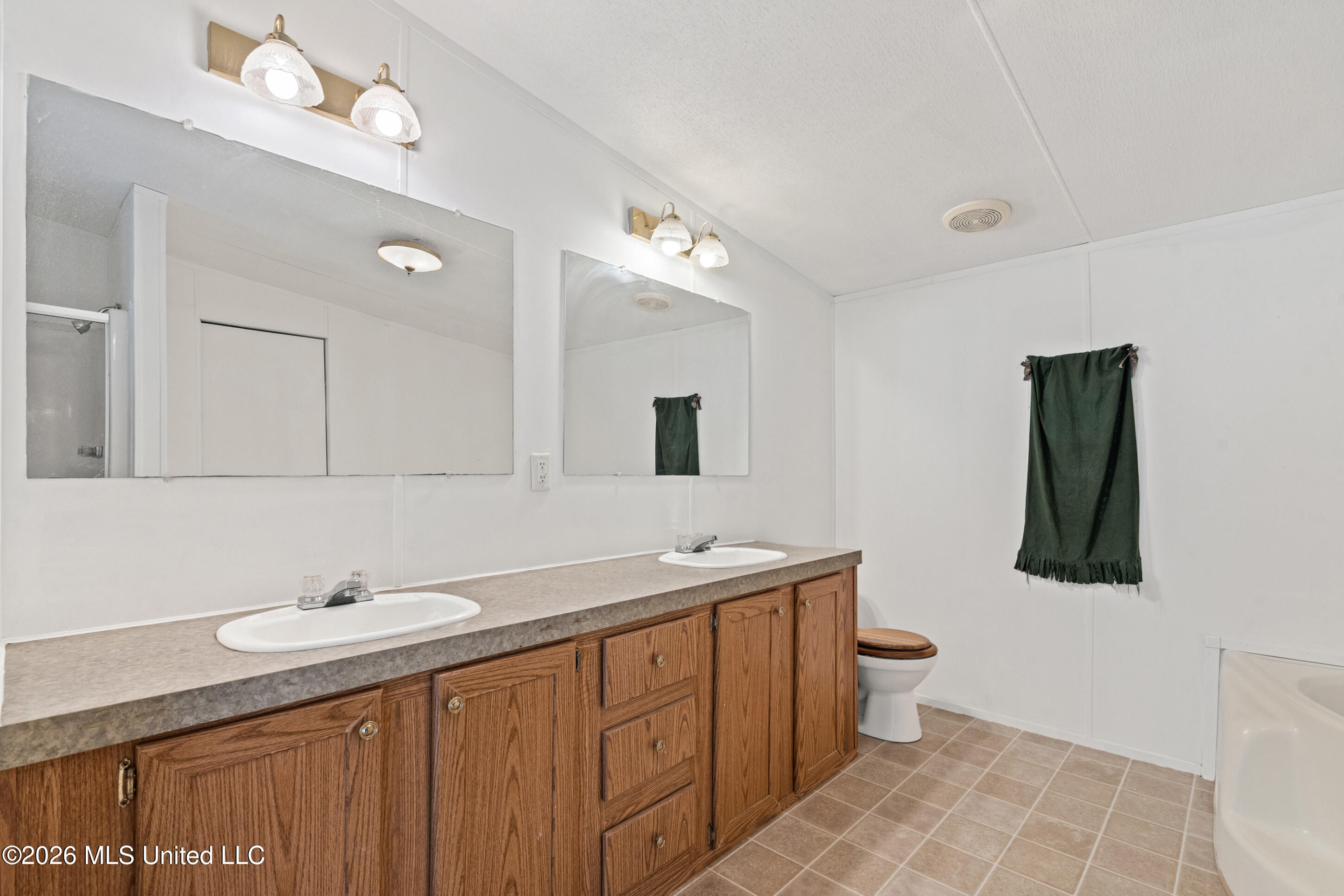 258 Coles Point Road Batesville, MS 38606 - Photo 18 of 36 16__dsc4596_print