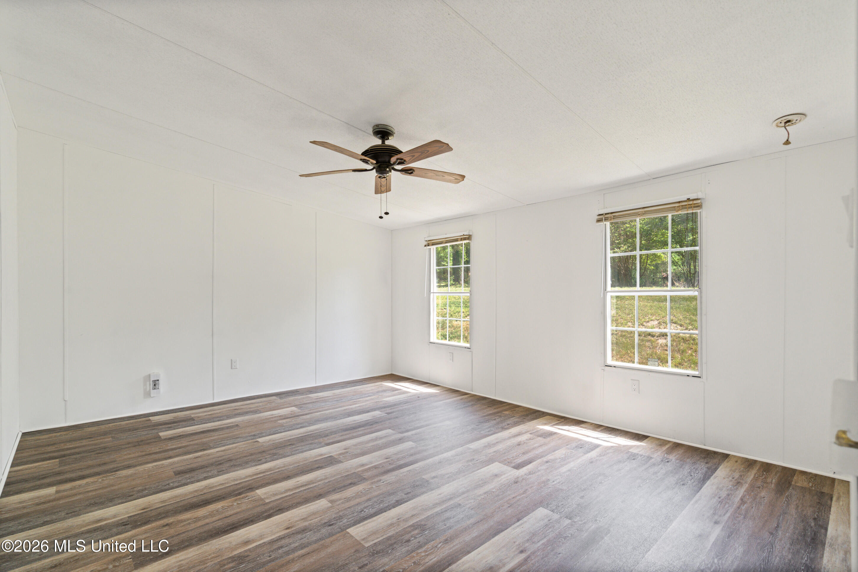 258 Coles Point Road Batesville, MS 38606 - Photo 17 of 41 14__dsc4590_print
