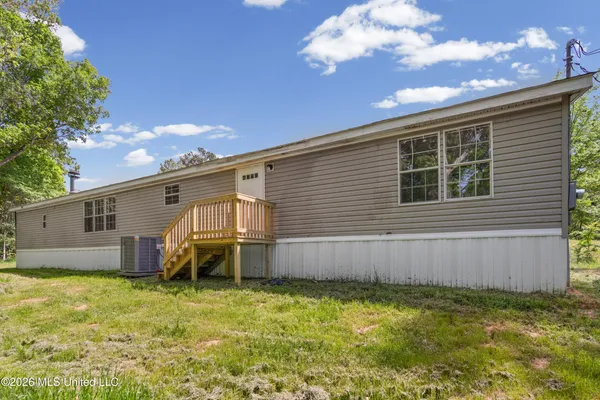 $200,000 | 258 Coles Point Road, Batesville, MS 38606