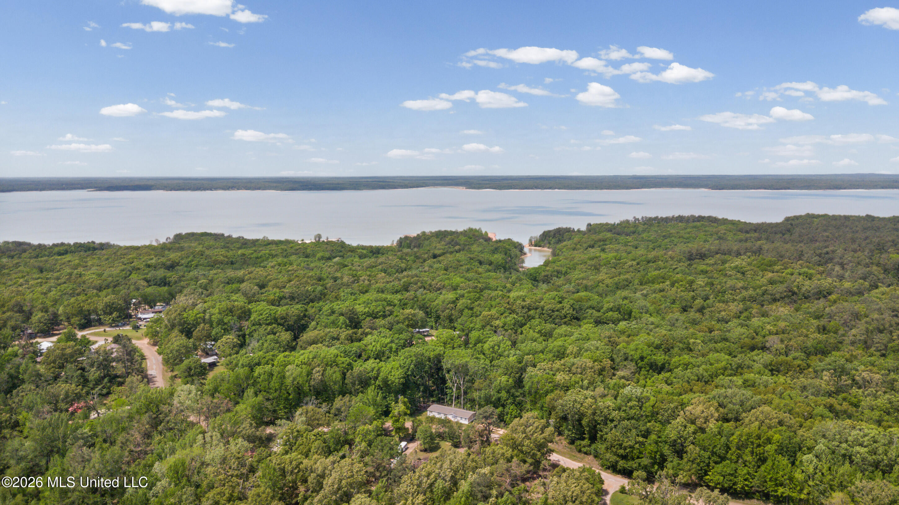 258 Coles Point Road Batesville, MS 38606 - Photo 34 of 36 34_dji_0150_print
