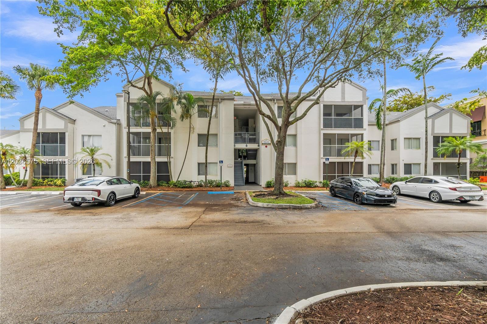 5628 Rock Island Road, Unit 189 Tamarac, FL 33319 - Photo 2 of 22